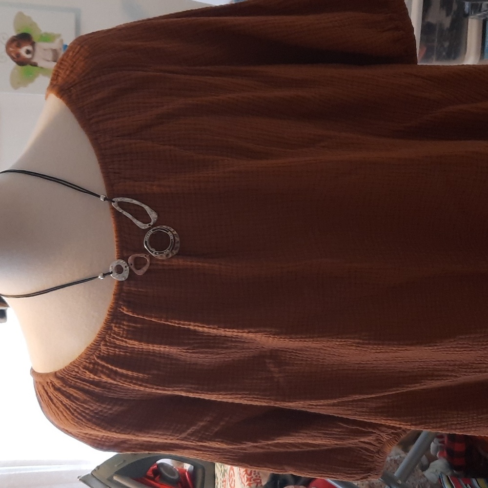 Womens ava and Viv top